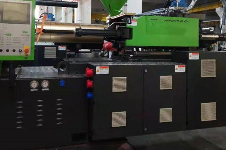 塑料注塑機(jī)的輔助設(shè)備有哪些？京瓊介紹！